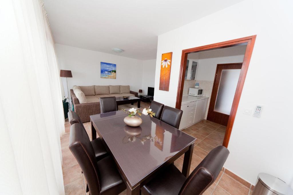 Apartments Casa Bianca ซริกเวนิซา ห้อง รูปภาพ