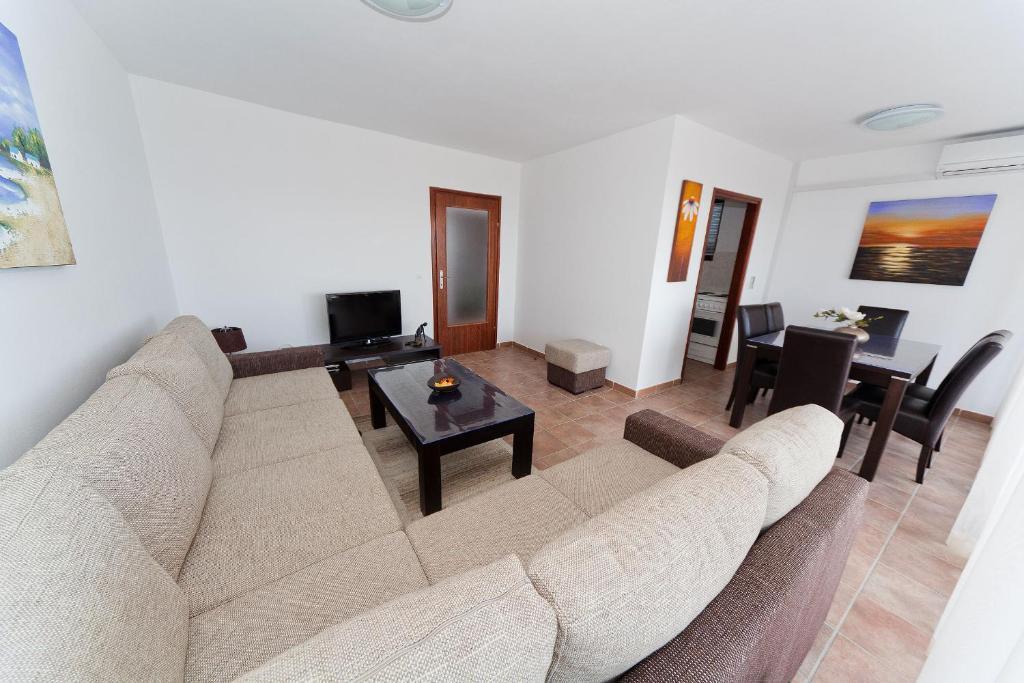 Apartments Casa Bianca ซริกเวนิซา ภายนอก รูปภาพ
